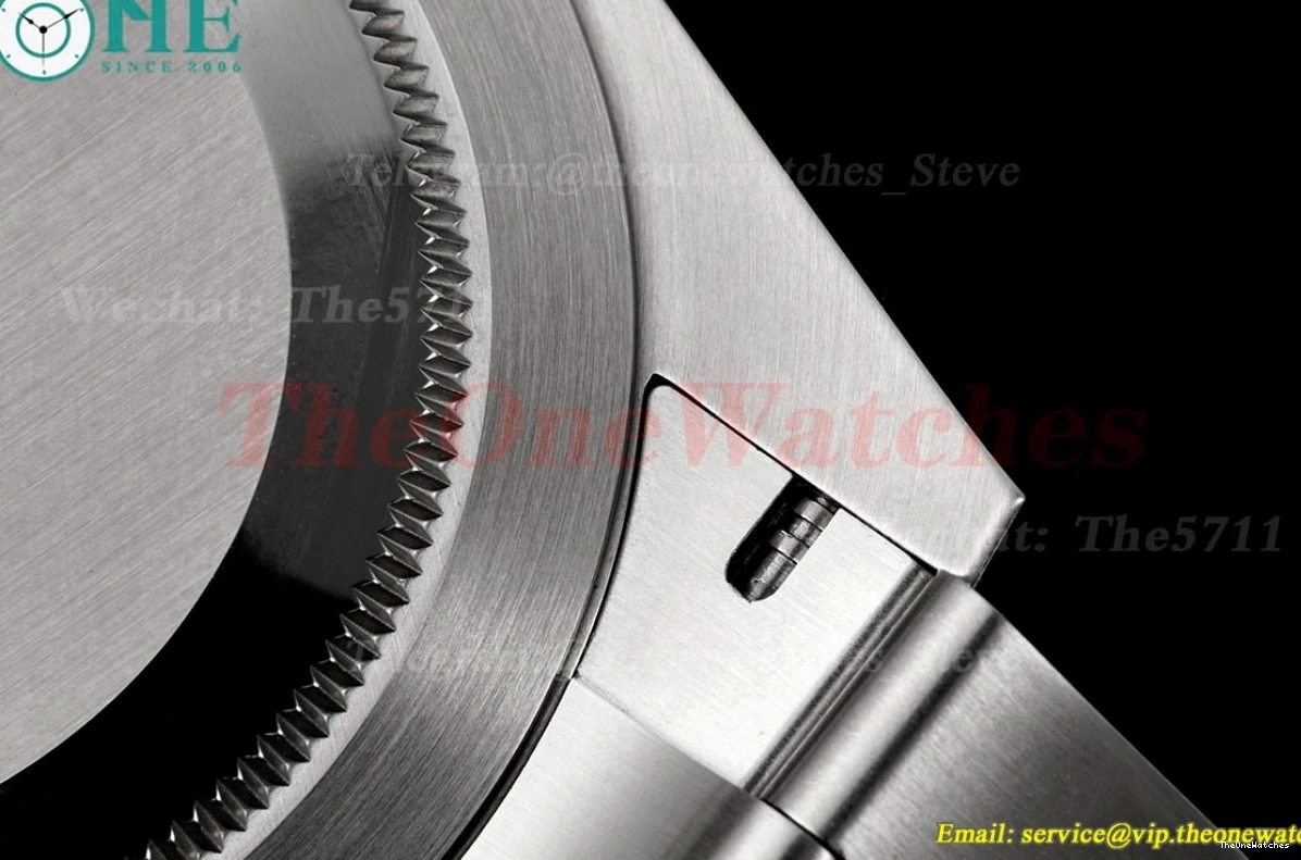 SS Oyster Clean 41mm Silver 124300 VR3230 SS Stk Perpetual 0510